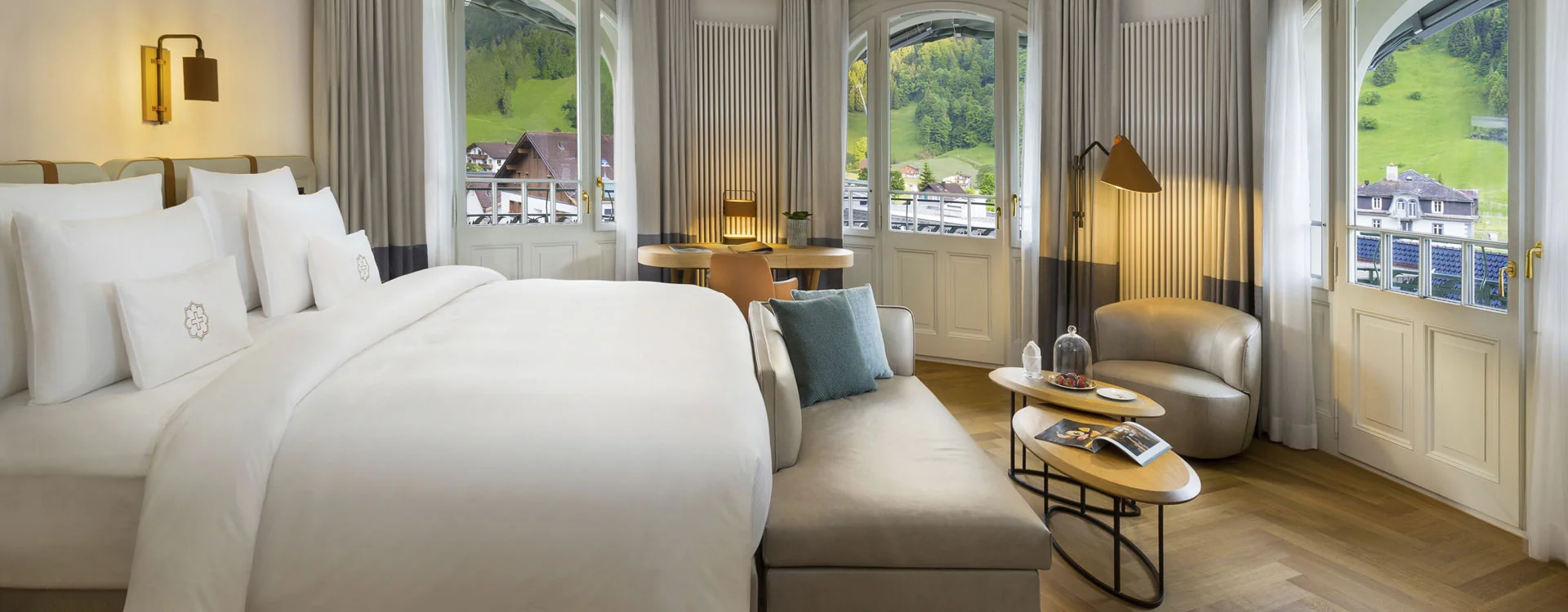 Luxury Hotel Bedding, Linens & Bath